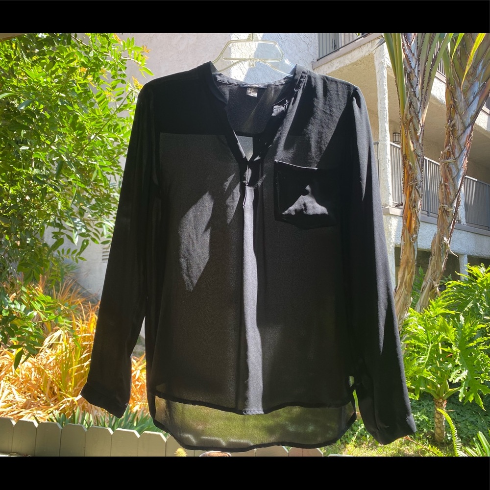 **$10 SALE** Forever 21 sheer top